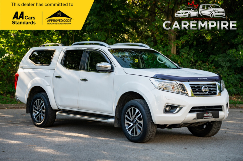 2017 Nissan Navara 2.3 Dci Tekna in White — image 1