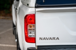 2017 Nissan Navara 2.3 Dci Tekna in White — image 5