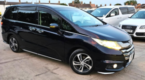2015 Honda Odyssey Absolute Edition-2.4l Petrol-Automatic-7 Seats Family Car-Ulez/caz Pass-Free 18months Warranty & 12months Aa Breakdown in Black — image 2