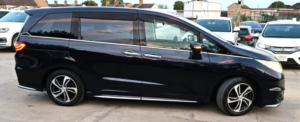 2015 Honda Odyssey Absolute Edition-2.4l Petrol-Automatic-7 Seats Family Car-Ulez/caz Pass-Free 18months Warranty & 12months Aa Breakdown in Black — image 3