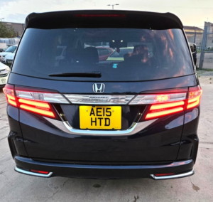 2015 Honda Odyssey Absolute Edition-2.4l Petrol-Automatic-7 Seats Family Car-Ulez/caz Pass-Free 18months Warranty & 12months Aa Breakdown in Black — image 5
