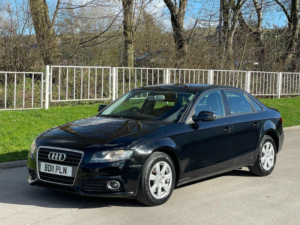 2011 Audi A4 2.0 Tdi Multitronic Euro 5 4dr in Black — image 3