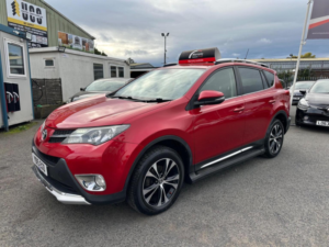 2015 Toyota Rav4 2.0 D-4d Invincible 2WD Euro 5 (s/s) 5dr in Red — image 3