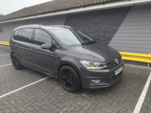 2016 Volkswagen Touran MPV (2015 - 2025) in Grey — image 4