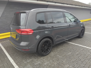 2016 Volkswagen Touran MPV (2015 - 2025) in Grey — image 6