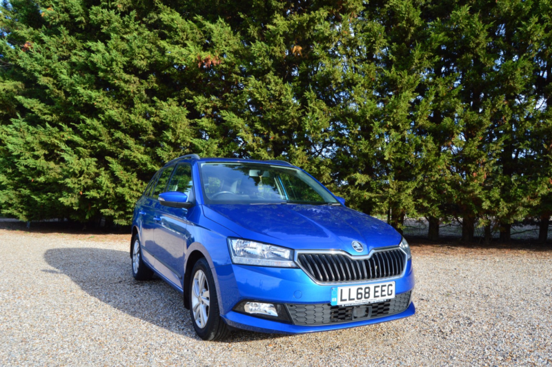 2018 Skoda Fabia 1.0 Tsi Se in Blue — image 1