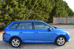 2018 Skoda Fabia 1.0 Tsi Se in Blue — image 4