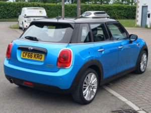 2016 MINI Hatch 1.5 Cooper 5dr in Blue — image 3