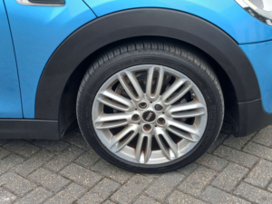 2016 MINI Hatch 1.5 Cooper 5dr in Blue — image 6