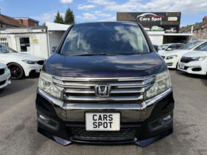 2014 Honda Stepwagon 8 Seats 2.0 Auto Petrol Fresh Import Verified Mile Finance Avb in Purple — image 3