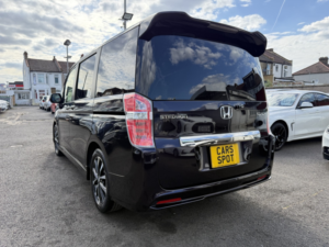 2014 Honda Stepwagon 8 Seats 2.0 Auto Petrol Fresh Import Verified Mile Finance Avb in Purple — image 4