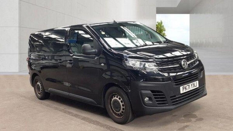 2021 Vauxhall Vivaro 1.5 Turbo D 2700 Dynamic L1 H1 Euro 6 (s/s) 6dr in Black — image 1