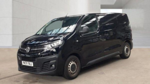 2021 Vauxhall Vivaro 1.5 Turbo D 2700 Dynamic L1 H1 Euro 6 (s/s) 6dr in Black — image 2
