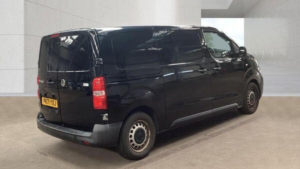 2021 Vauxhall Vivaro 1.5 Turbo D 2700 Dynamic L1 H1 Euro 6 (s/s) 6dr in Black — image 6
