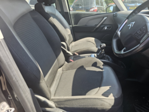 2019 Citroen Grand C4 Spacetourer 1.5 Bluehdi Feel Plus in Black — image 3