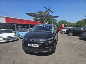 2019 Citroen Grand C4 Spacetourer 1.5 Bluehdi Feel Plus in Black — image 4
