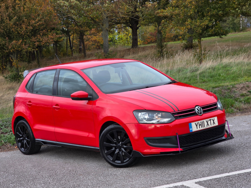 2011 Volkswagen Polo 1.4 Se Hatchback 5dr Petrol Manual Euro 5 (85 Ps) in Red — image 1