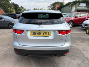 2019 Jaguar F-Pace 2.0 D240 R-Sport SUV 5dr Diesel Auto AWD Euro 6 (s/s) (240 Ps) in Silver — image 6