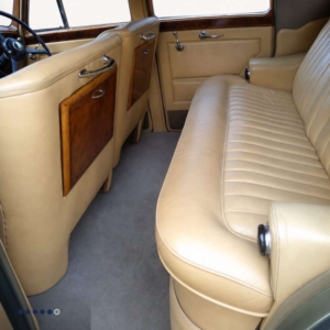 1951 Bentley Mk Vi 4 1/4 Litre in Grey — image 5