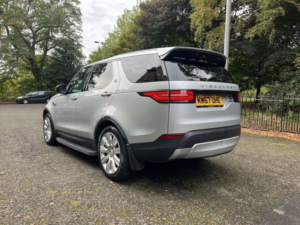 2017 Land Rover Discovery 3.0 Td V6 Hse Luxury SUV 5dr Diesel Auto 4WD Euro 6 (s/s) (258 Ps) Tow Bar+ in Silver — image 3