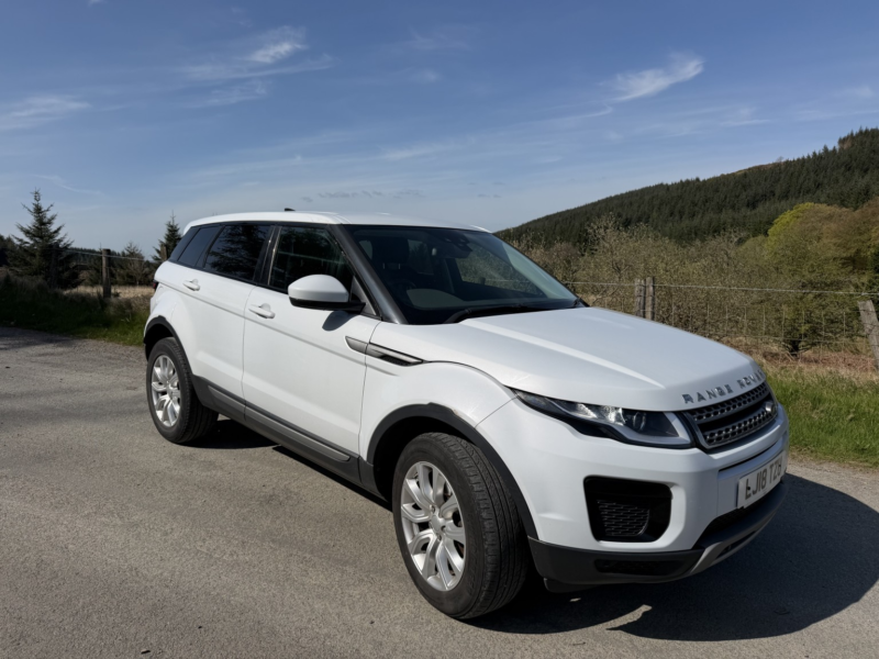 2018 Land Rover Range Rover Evoque 2.0 Td4 Se in White — image 1