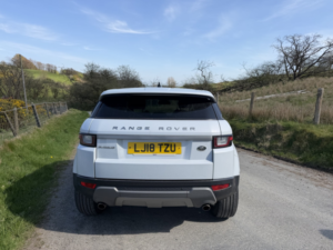 2018 Land Rover Range Rover Evoque 2.0 Td4 Se in White — image 3