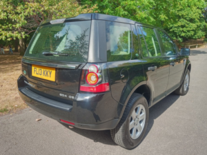 2013 Land Rover Freelander 2 2.2 Sd4 Gs in Black — image 6