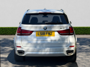 2018 BMW X5 3.0 30d M Sport SUV 5dr Diesel Auto Xdrive Euro 6 (s/s) (258 Ps) in White — image 6