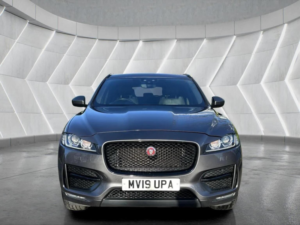 2019 Jaguar F-Pace 2.0 D180 R-Sport Auto AWD Euro 6 (s/s) 5dr in Grey — image 2