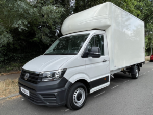 2021 Volkswagen Crafter 2.0 Tdi Cr35 Startline in White — image 3