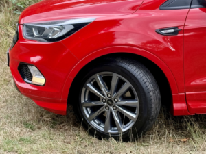 2019 Ford Kuga 2.0 Tdci*st-Line*6spd-7service-2kys-Ulez-Lowtax**stunning Vehicle** in Red — image 2