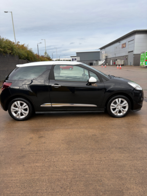 2013 Citroen Ds3 1.6 Vti Dstyle Hatchback 3dr Petrol Auto Euro 5 (120 Ps) in Black — image 6