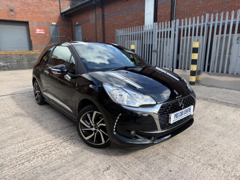 2018 Ds Automobiles Ds 3 1.2 Puretech Connected Chic Euro 6 3dr in Black — image 1