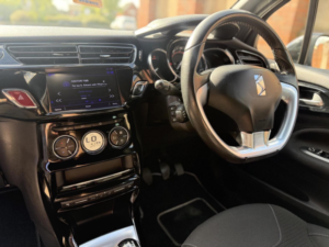 2018 Ds Automobiles Ds 3 1.2 Puretech Connected Chic Euro 6 3dr in Black — image 4