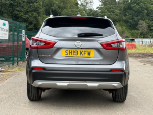 2019 Nissan Qashqai 1.3 Dig-T N-Motion SUV 5dr Petrol Manual Euro 6 (s/s) (140 Ps) in Grey — image 6