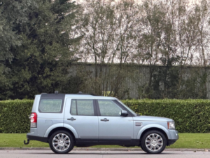 2013 Land Rover Discovery 4 3.0 Sd V6 Hse Auto 4WD Euro 5 5dr in Silver — image 2
