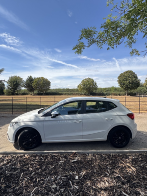 2018 SEAT Ibiza 1.0 Mpi Se Technology in White — image 4