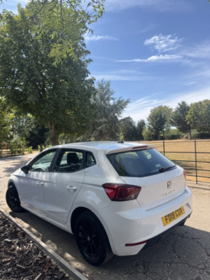 2018 SEAT Ibiza 1.0 Mpi Se Technology in White — image 5
