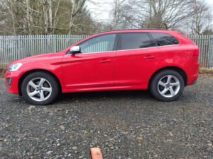 2015 Volvo Xc60 2.4 R-Design D4 AWD (181hp) in Red — image 3