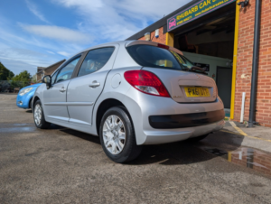 2011 Peugeot 207 1.4 Hdi Active in Silver — image 4