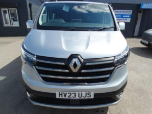 2023 Renault Trafic 2.0 Dci Blue Ll30 Sport Crew Van L2 H1 Euro 6 (s/s) 6dr in Grey — image 2
