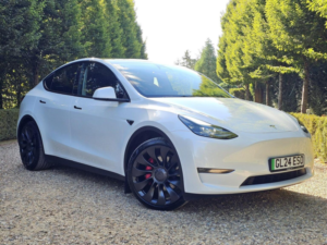 2024 Tesla Model Y (dual Motor) Performance Auto 4wde 5dr in White — image 2