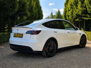 2024 Tesla Model Y (dual Motor) Performance Auto 4wde 5dr in White — image 4