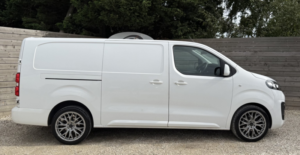 2020 Vauxhall Vivaro 1.5 Turbo D 2900 Sportive in White — image 3