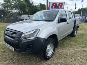 2018 Isuzu D-Max 1.9 Td Utility Double Cab Tipper in Silver — image 3