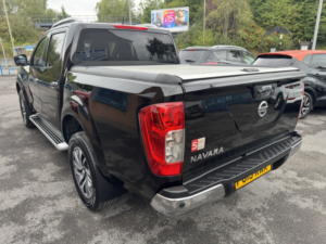 2019 Nissan Navara 2.3 Dci Tekna in Black — image 3