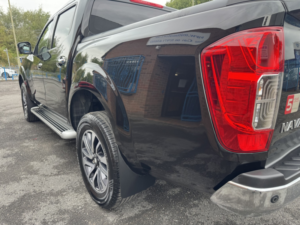 2019 Nissan Navara 2.3 Dci Tekna in Black — image 4