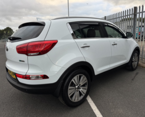2014 Kia Sportage Isg 4 1.7 Crdi in White — image 5