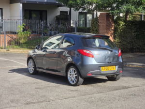 2010 Mazda Mazda2 1.5 Sport Hatchback 3dr Petrol Manual Euro 5 (102 Ps) in Grey — image 4