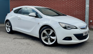 2016 Vauxhall Astra Gtc 1.6 Cdti Ecoflex Sri in White — image 3